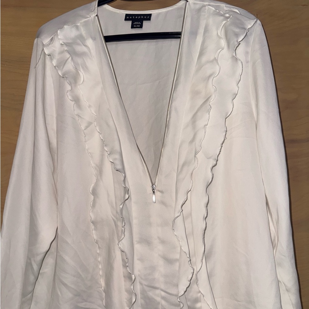 Metaphor Ivory Ruffle V-Neck Blouse - Picture 2 of 5